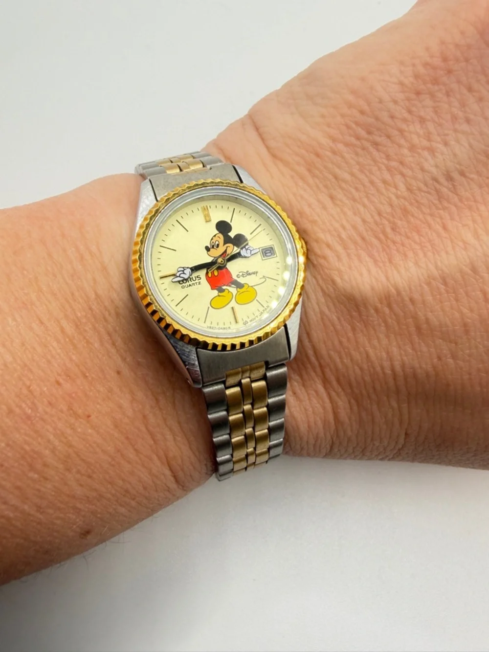 Vintage Lorus Seiko Ladies Disney/Mickey Mouse‎ two tone stainless steel watch!